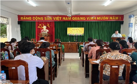 Đồng chí Đỗ Thành Hưng - Phó Bí thư Đảng ủy đã trình bày dự thảo Báo cáo sơ kết công tác 6 tháng đầu năm và phương hướng, nhiệm vụ trọng tâm 6 tháng cuối năm 2024